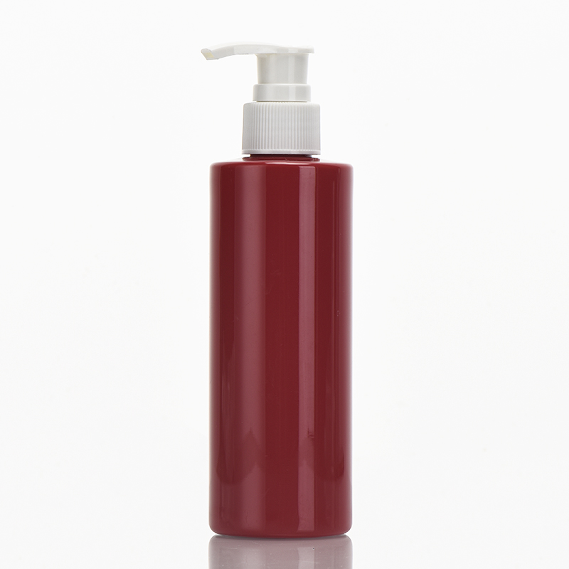 Hot Sale Cosmetic Red Color Flat Shoulder PET Bottle With Lotion Pump 210ml