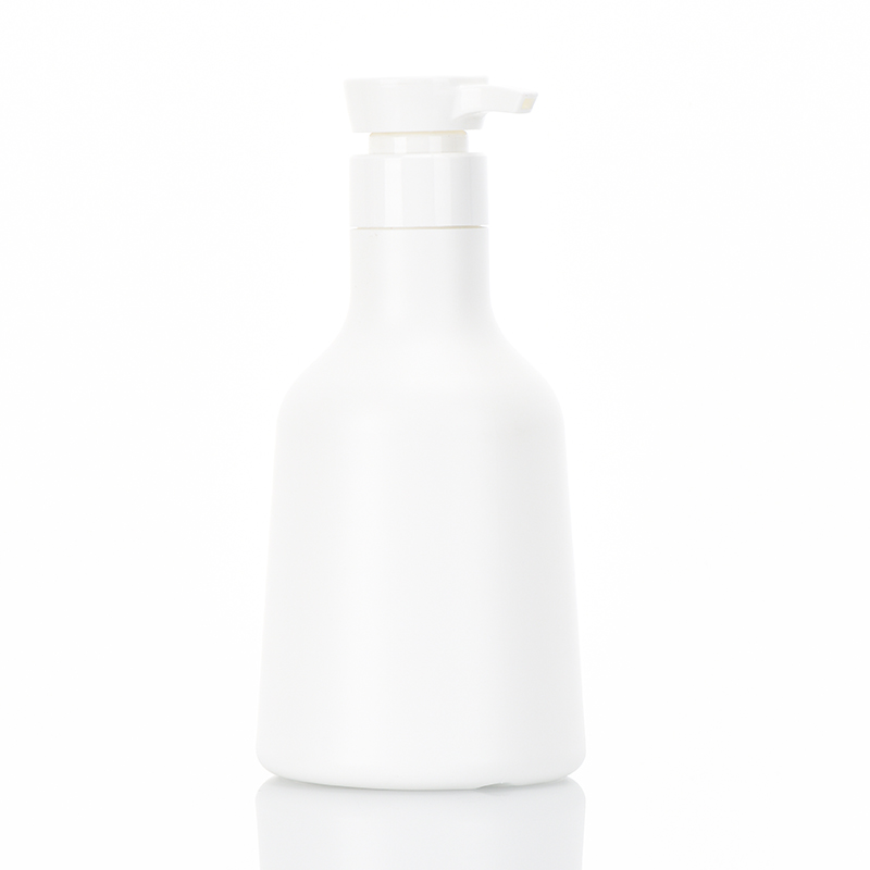 Hot Sale Cosmetic 450ml HDPE Bottle With Big Pump Used For Shampoo Conditioner